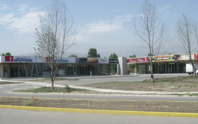Strip Center Brisas de Chicureo