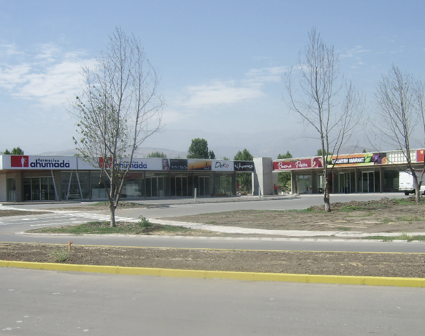 Strip Center Brisas de Chicureo